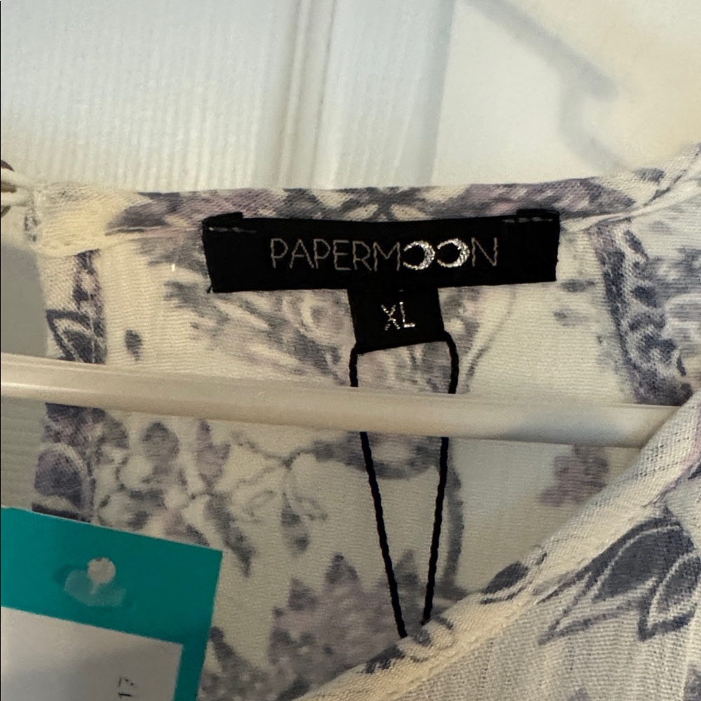 Papermoon Lavender and White Floral Blouse - Picture 4 of 8